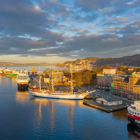 아파트 Spacious 3-bedroom For 8 By Bryggen *