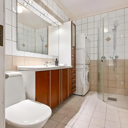Spacious 3-bedroom For 8 By Bryggen Apartment