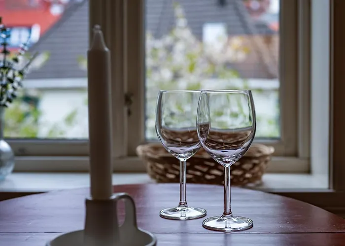 Διαμέρισμα Spacious 3-bedroom For 8 By Bryggen