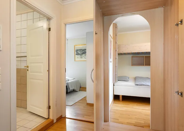 Spacious 3-bedroom For 8 By Bryggen